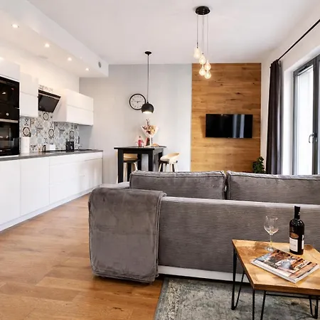 Domirra Modern Old Town Отель типа 