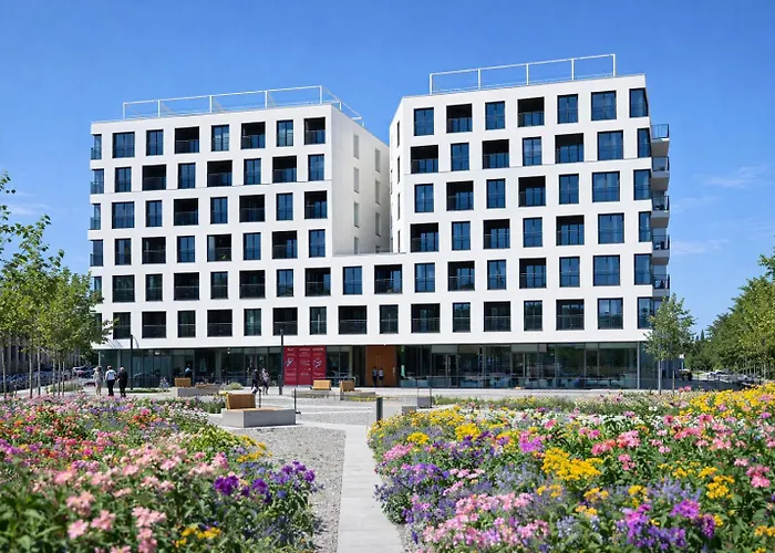 Domirra Modern Old Town Отель типа 